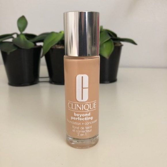 Clinique Other - Clinique Beyond Perfecting Foundation + Concealer